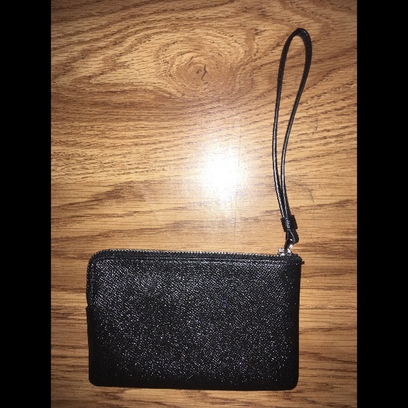 Coach Wristlet - Picture 5 of 5